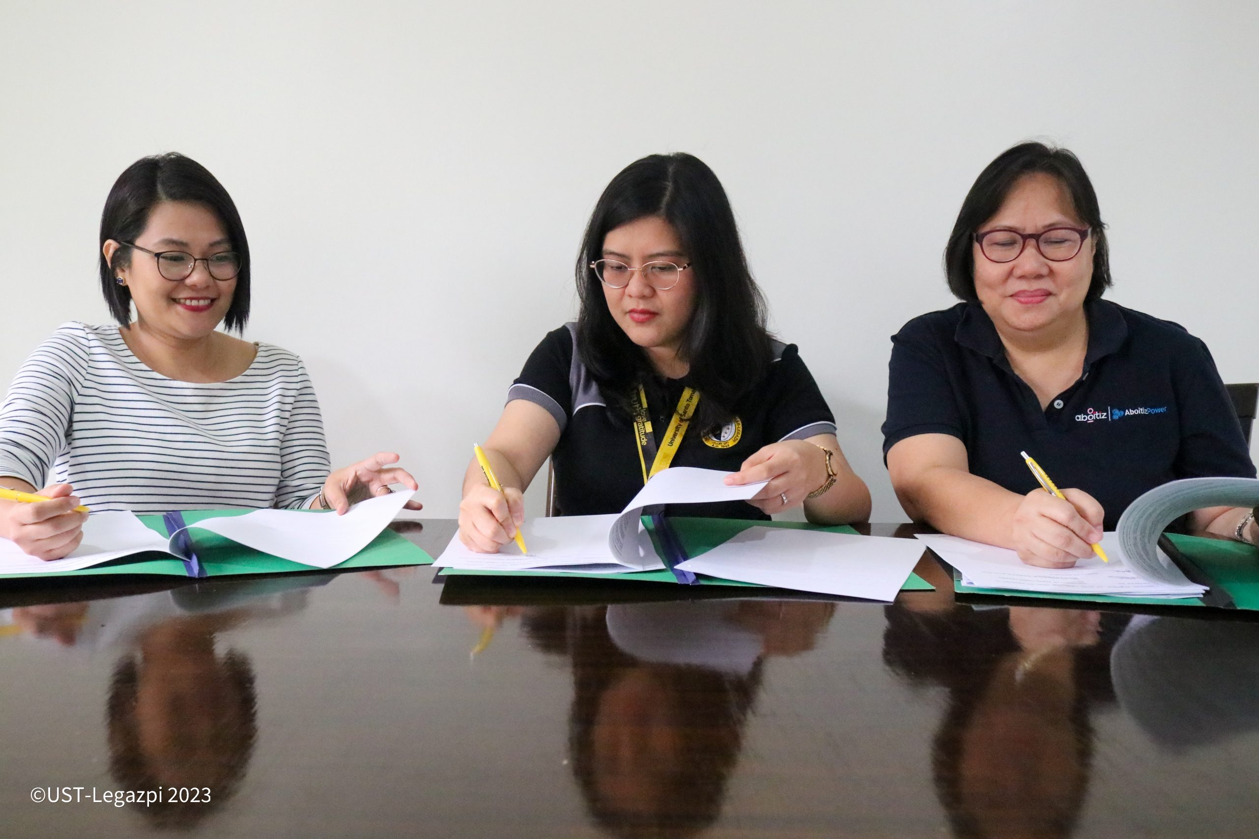 MOA SIGNING WITH ABOITIZ POWER RENEWABLES INC.